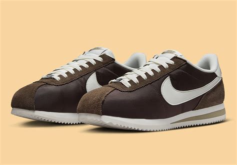 nike cortez women's brown